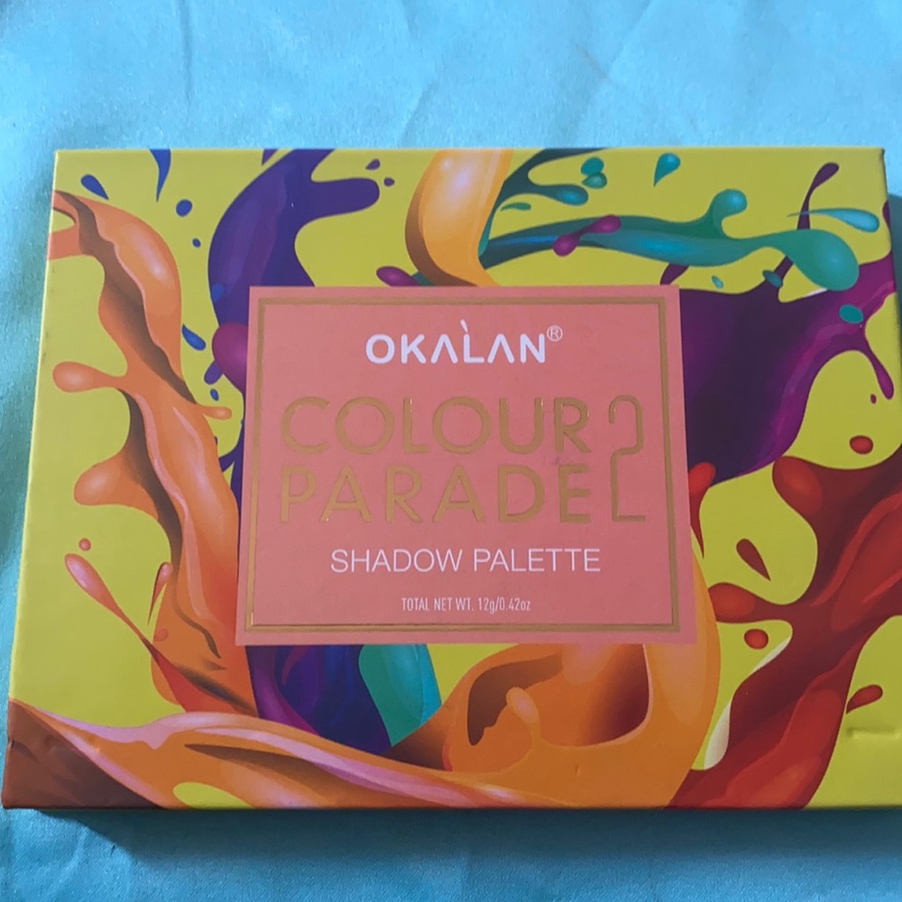 12 color “Colour Parade 2 shadow palette